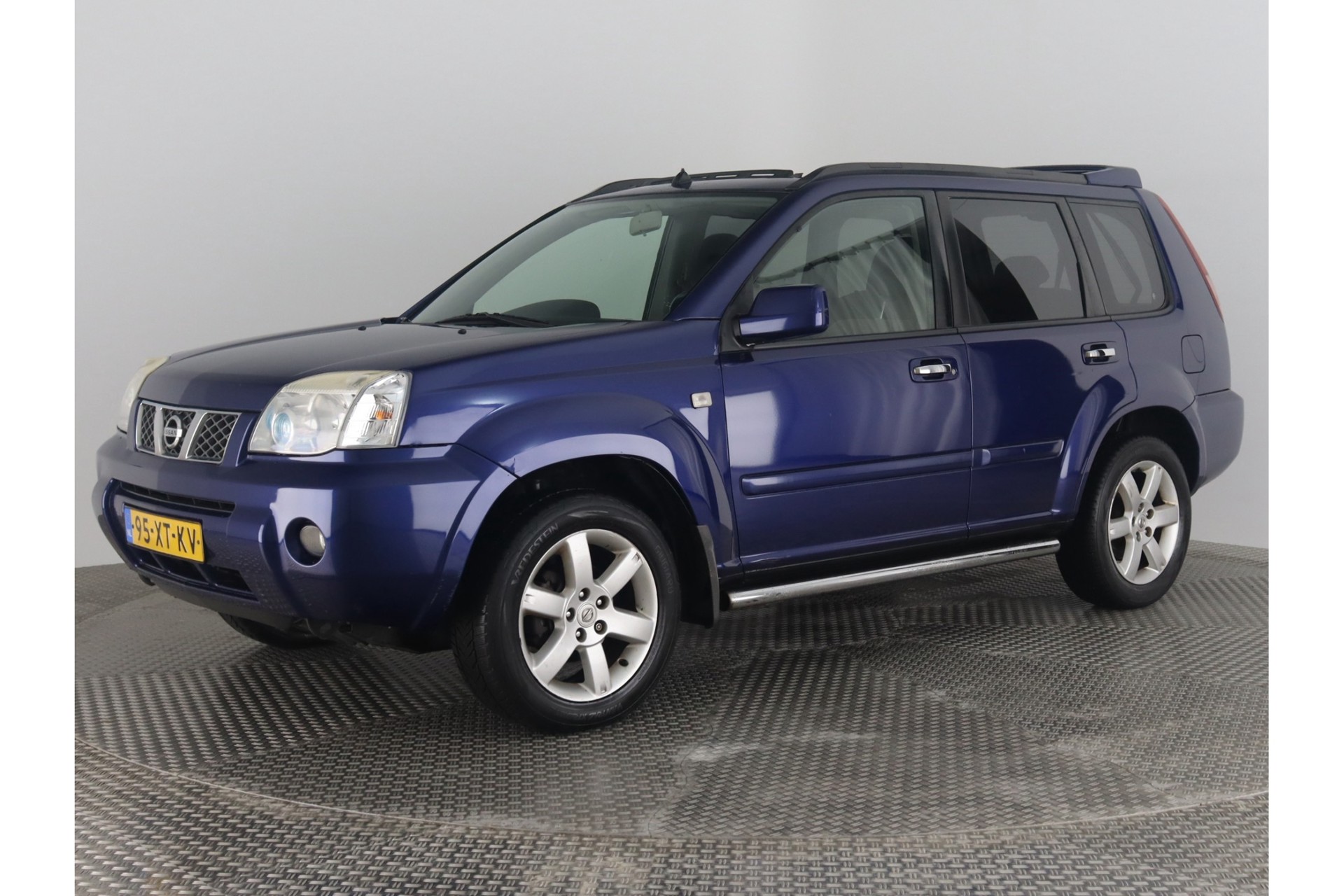 Nissan x trail columbia