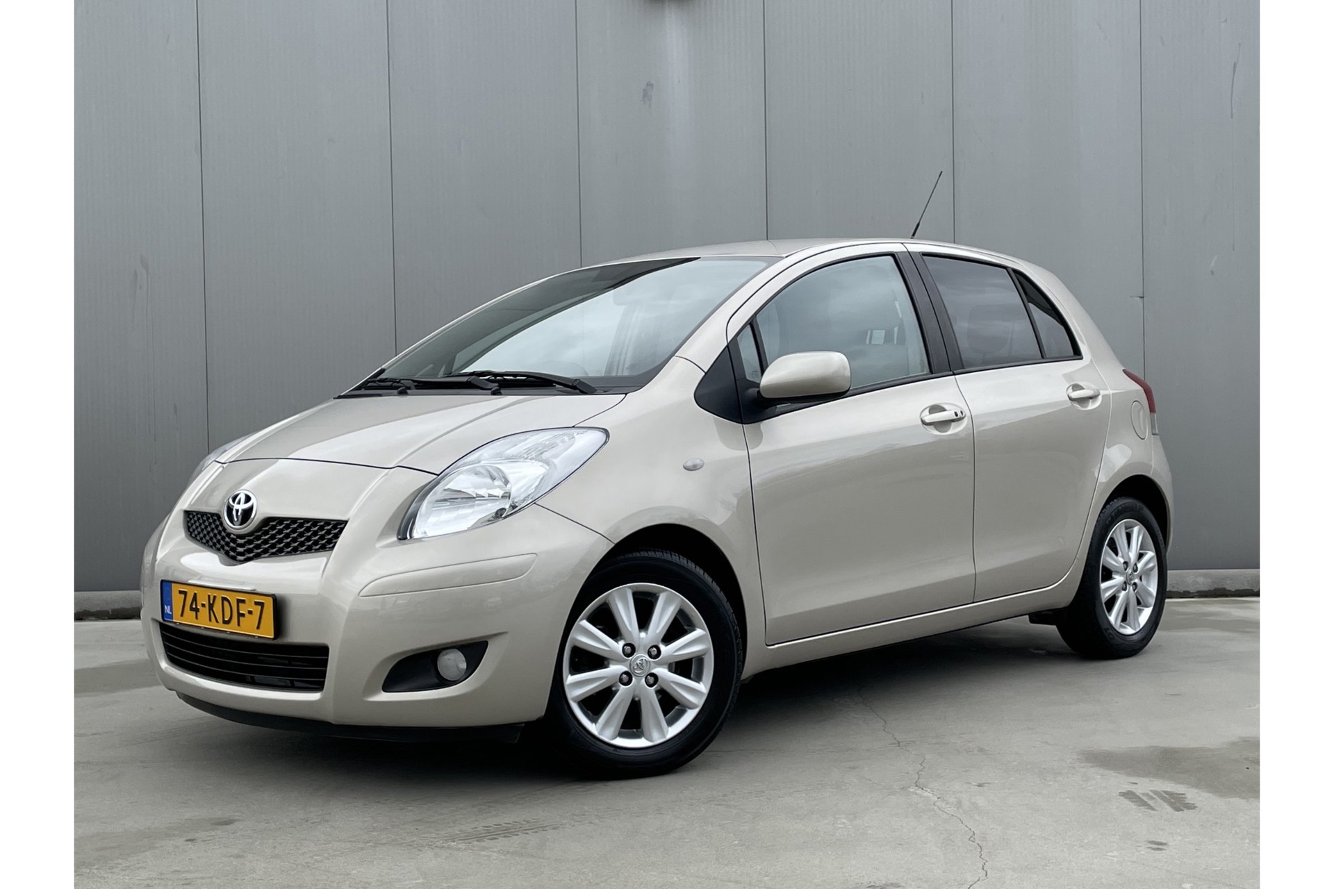 Toyota Yaris 1.3 Vvti Executive Automaat | Toyota.nl occasions