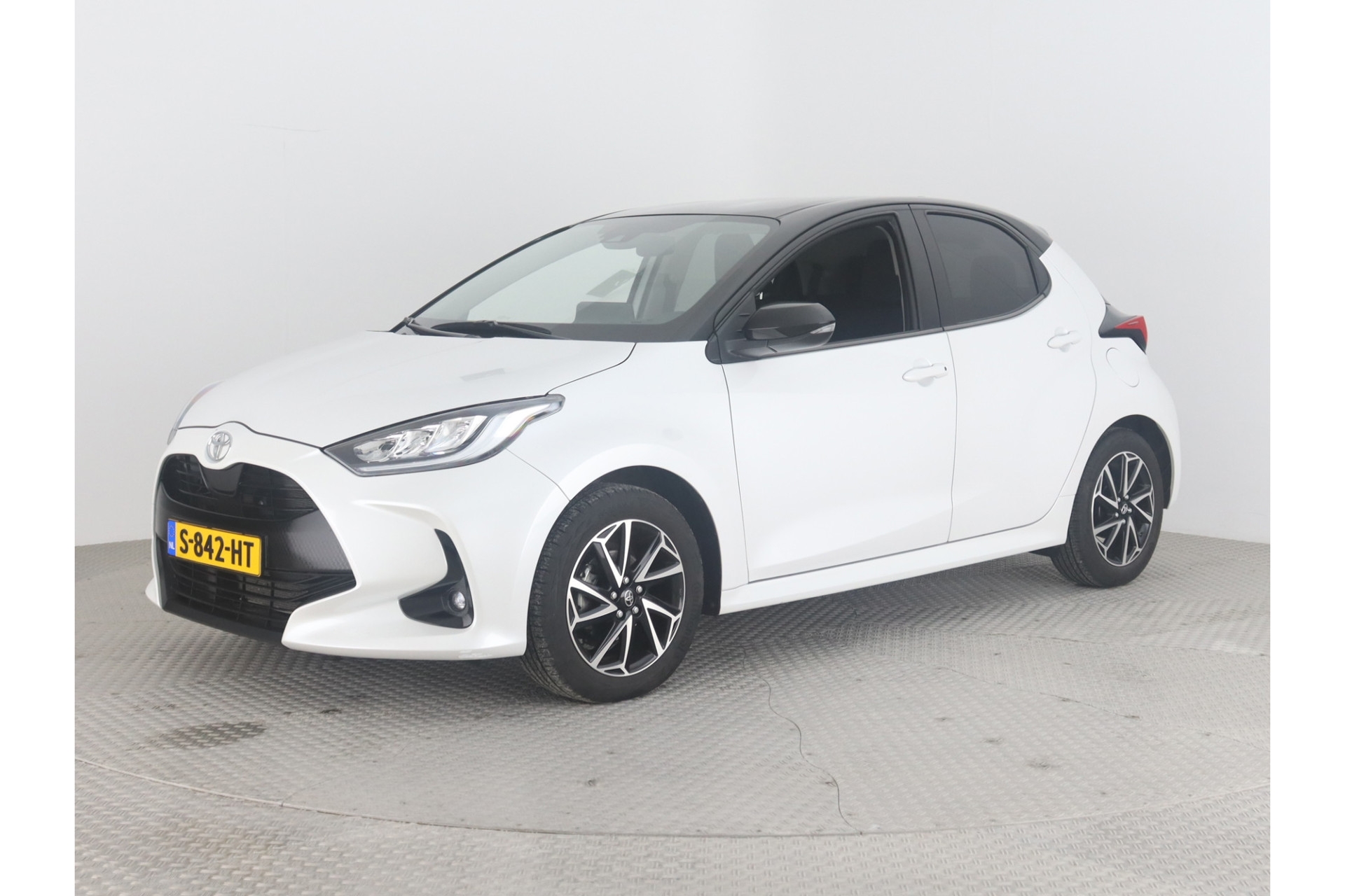 Toyota Yaris Vvt I Dynamic Bi Tone Automaat Garantie Tot