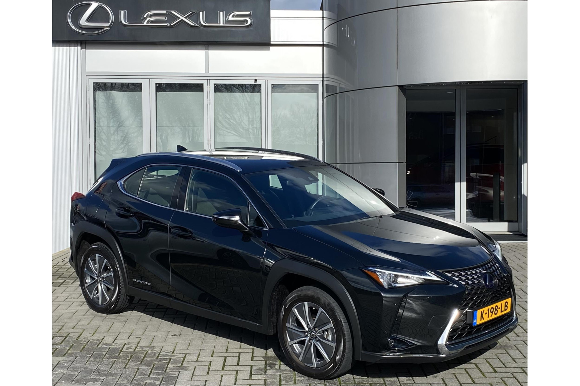 Lexus UX 300E Business | Lexus occasions